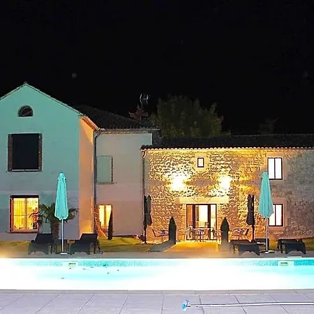 Aux Vents D'anges Bed & Breakfast 3*