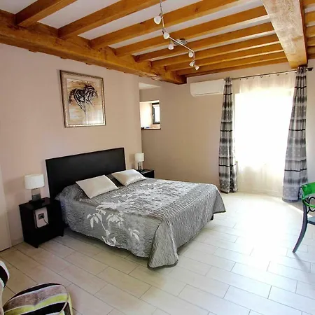 Aux Vents D'anges Bed & Breakfast 3*